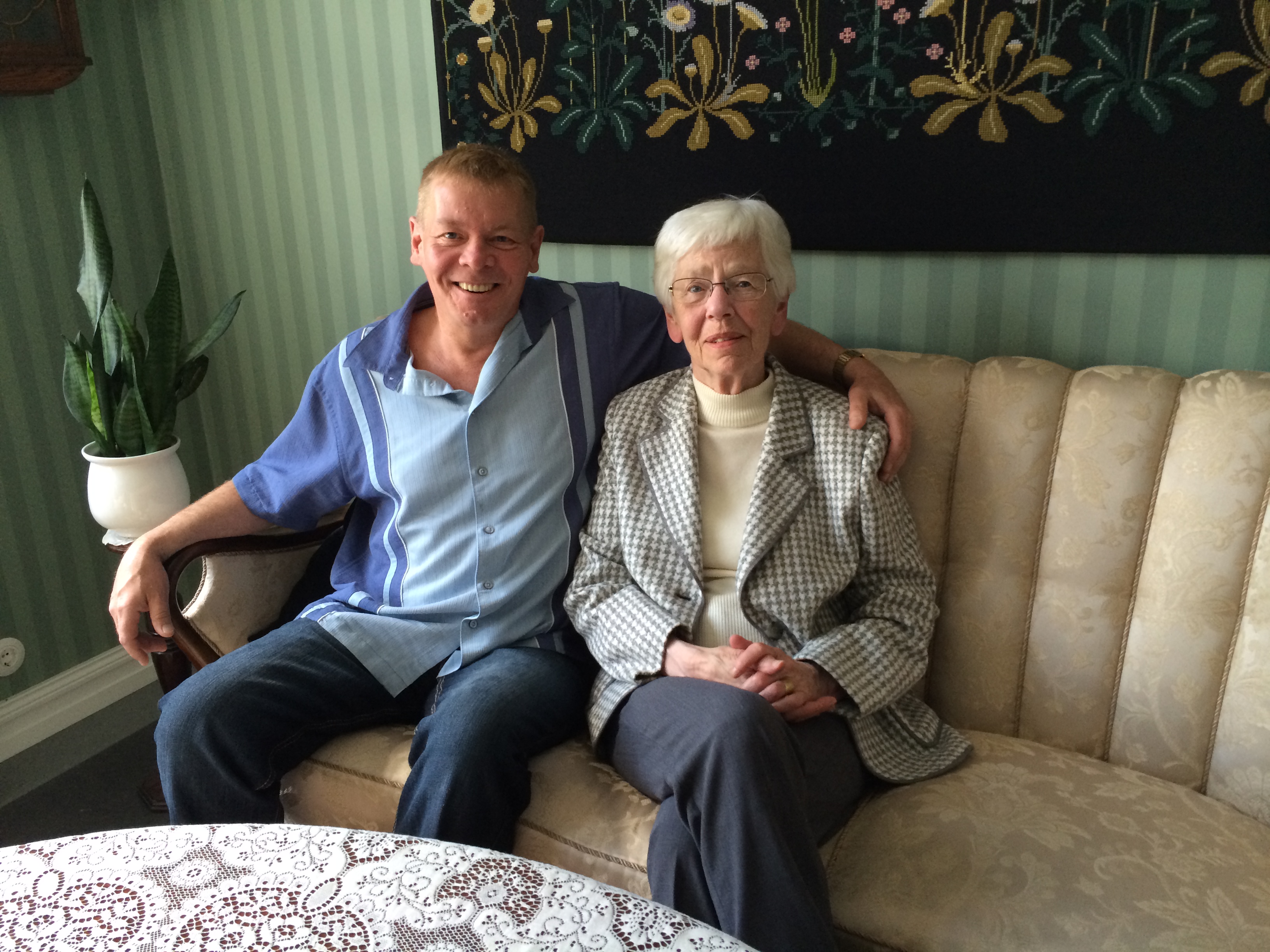 Haukur Hávar Jónsson frá Saskatchewan og Vigdís Sigurðardóttir af Helga Guðbrandssonarætt.